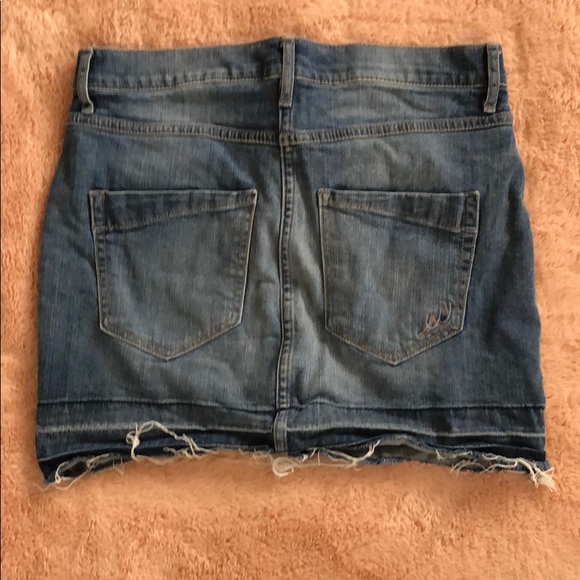 Express Mini Skirt - Picture 2 of 3